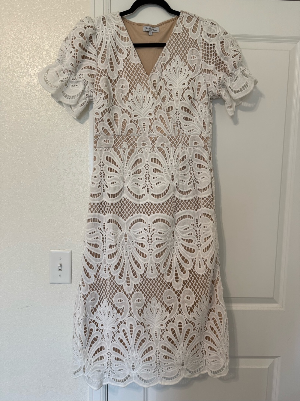 Polagram White Lace V-Neck Midi Dress